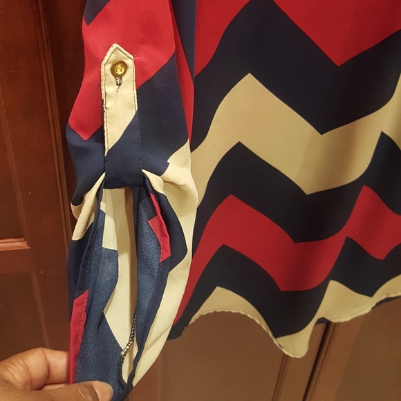 Blouse - Picture 3 of 4